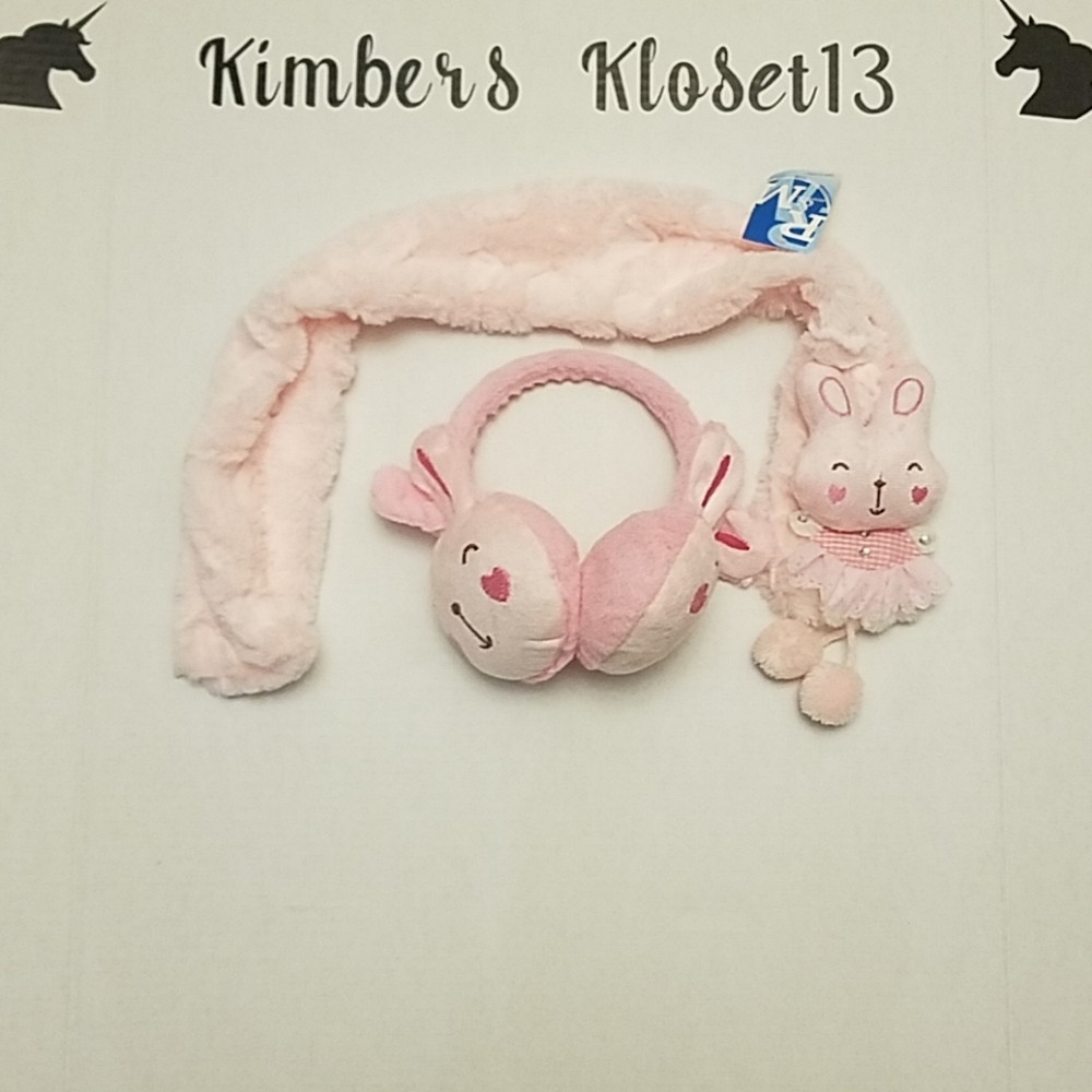 🦄FREE WITH BUNDLE🦄 Toddlers Scarf & Earmuffs Set